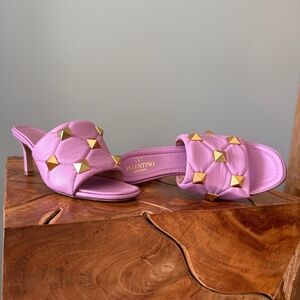 Designer shoes Valentino  Garavano